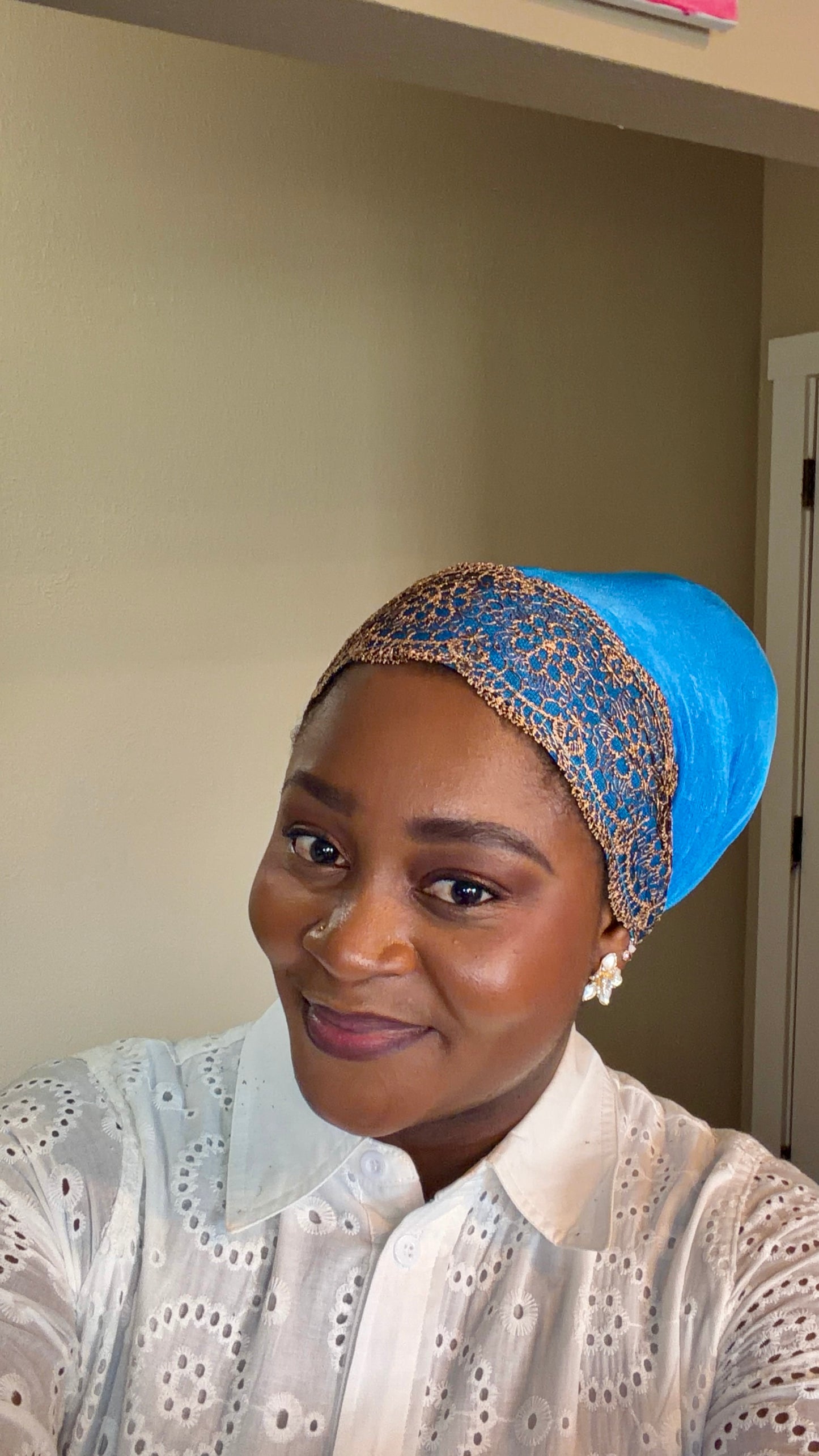 Embroidered Royal Blue Turban
